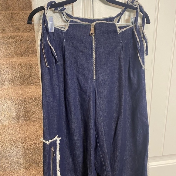 NWT Ceren Ocak Low waist pleated pant in navy blue - Picture 7 of 14